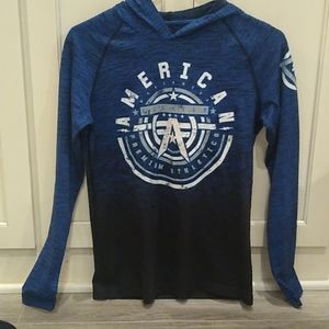 BKE Boys American Fighter long sleeve t shirt with hood nearly new!